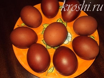 пасхальные яйца красить